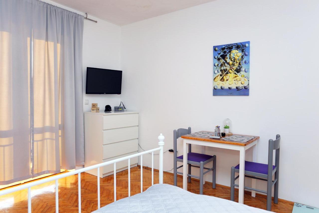 Apartments And Rooms With Parking Space Makarska - 18028 Eksteriør billede
